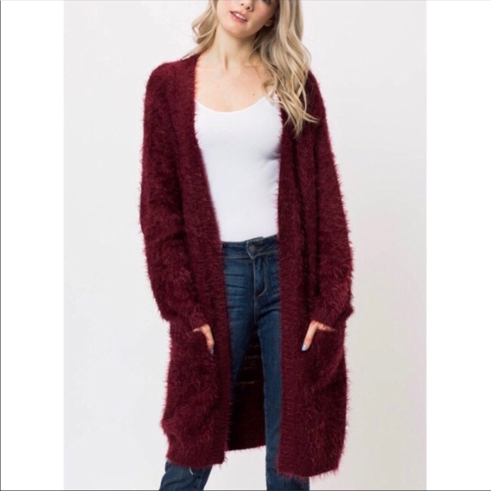 ✨Wine colored Fuzzy cozy Cardigan Sweater ✨ - Picture 4 of 8